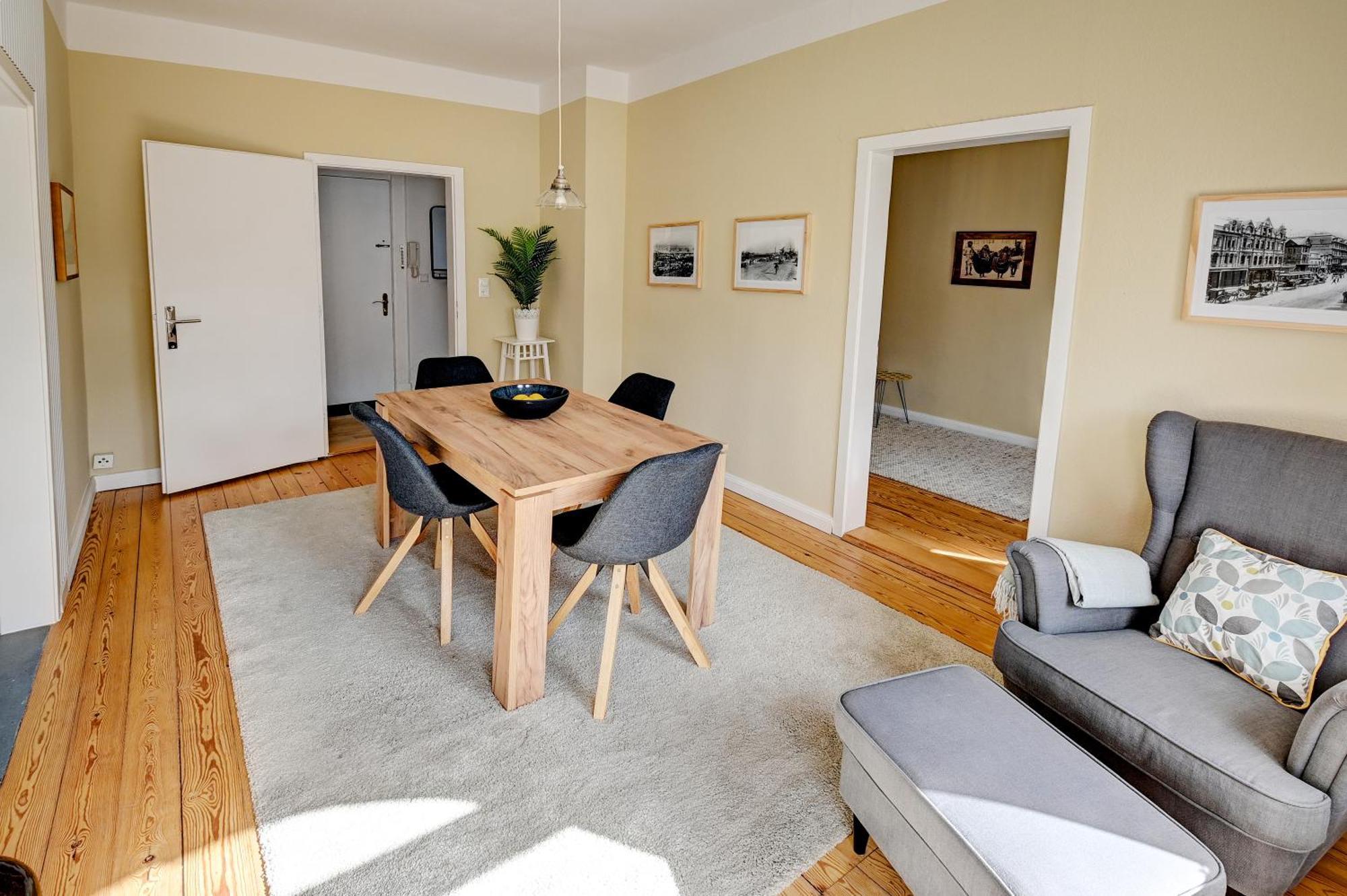 Mittendrin - Apartment Mit 2 Balkonen Sehr Zentral Фленсбург Екстериор снимка